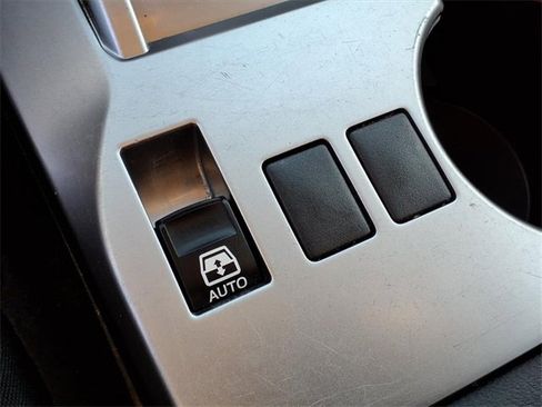 Used 2015 Toyota 4Runner SR5 image 15