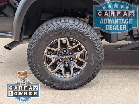 Certified 2025 Chevrolet Colorado ZR2 w/ Technology Package AWD/4WD image 4