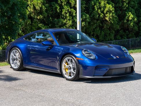 Certified 2026 Porsche 911 GT3 RWD image 9