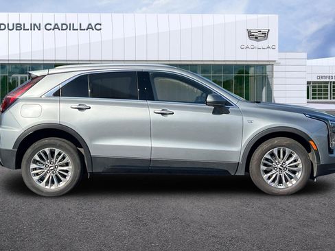 Certified 2024 Cadillac XT4 Premium Luxury image 3