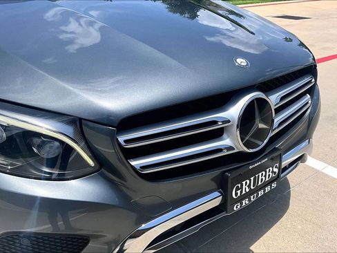 Used 2017 Mercedes-Benz GLC 300 image 39