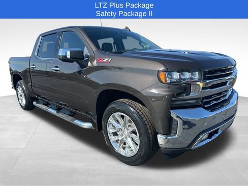 Used 2021 Chevrolet Silverado 1500 LTZ w/ LTZ Premium Package image 3