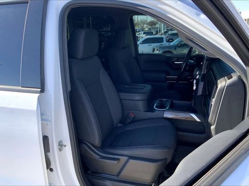 Used 2020 GMC Sierra 1500 Elevation w/ Elevation Value Package image 8