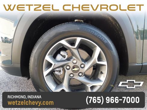 New 2026 Chevrolet Trax LT w/ Driver Confidence Package FWD image 10