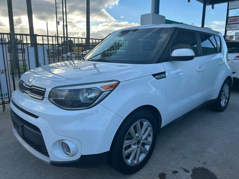 Used 2019 Kia Soul + FWD image 1