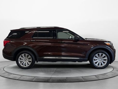 Used 2020 Ford Explorer Limited w/ Hybrid Equipment Group 310A AWD/4WD image 2