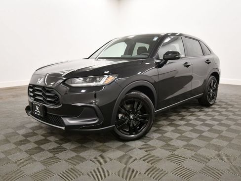 Certified 2026 Honda HR-V Sport image 2