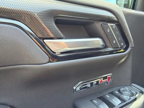 Used 2026 GMC Sierra 1500 AT4 w/ AT4 Preferred Package AWD/4WD image 15