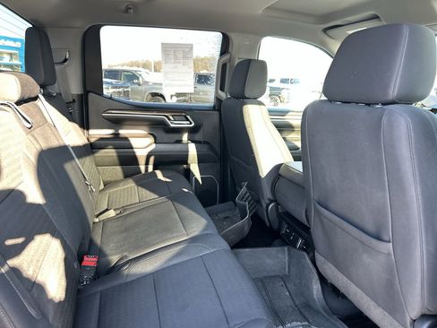 Used 2022 Chevrolet Silverado 1500 LT image 18