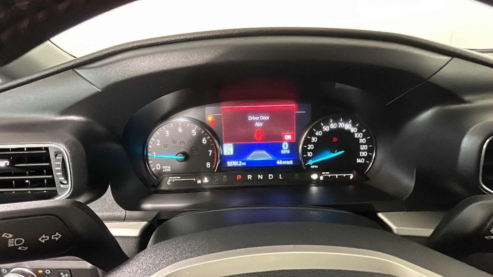 Used 2022 Ford Explorer XLT AWD/4WD image 21