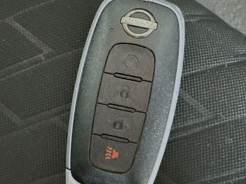 Used 2023 Nissan Kicks SV FWD image 34