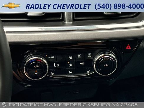 Used 2025 Chevrolet Trax ACTIV w/ Driver Confidence Package FWD image 10