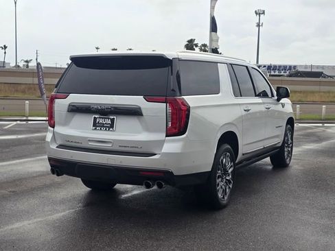Used 2024 GMC Yukon XL Denali Ultimate AWD/4WD image 5