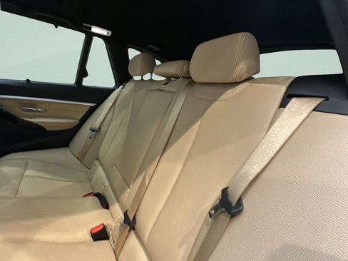 Used 2017 BMW 330i xDrive Wagon AWD/4WD image 13