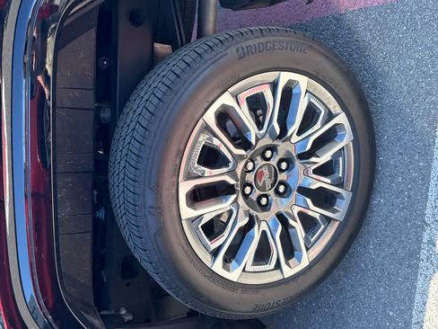 Used 2025 GMC Sierra 1500 Denali Ultimate image 6