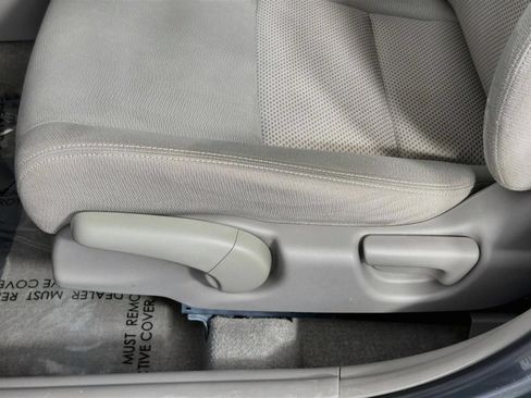Used 2010 Honda Insight EX image 33