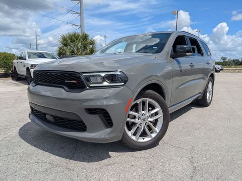 Used 2024 Dodge Durango GT RWD image 1