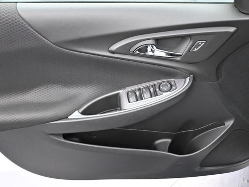 Used 2024 Chevrolet Malibu RS FWD image 23