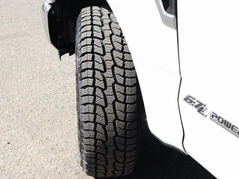 Used 2021 Ford F250 Lariat w/ Lariat Value Package image 44