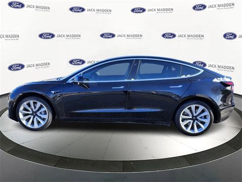 Used 2020 Tesla Model 3 image 2