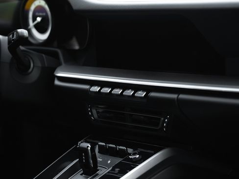 Used 2022 Porsche 911 Turbo S image 48