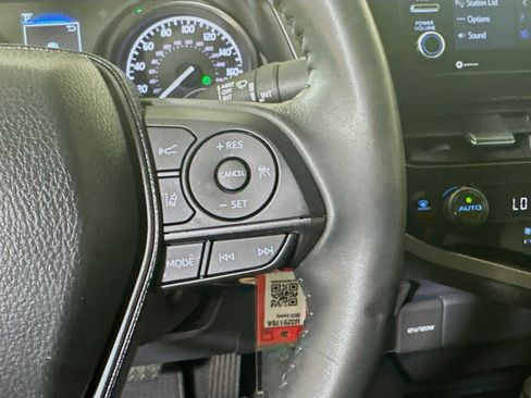 Certified 2023 Toyota Camry SE FWD image 17