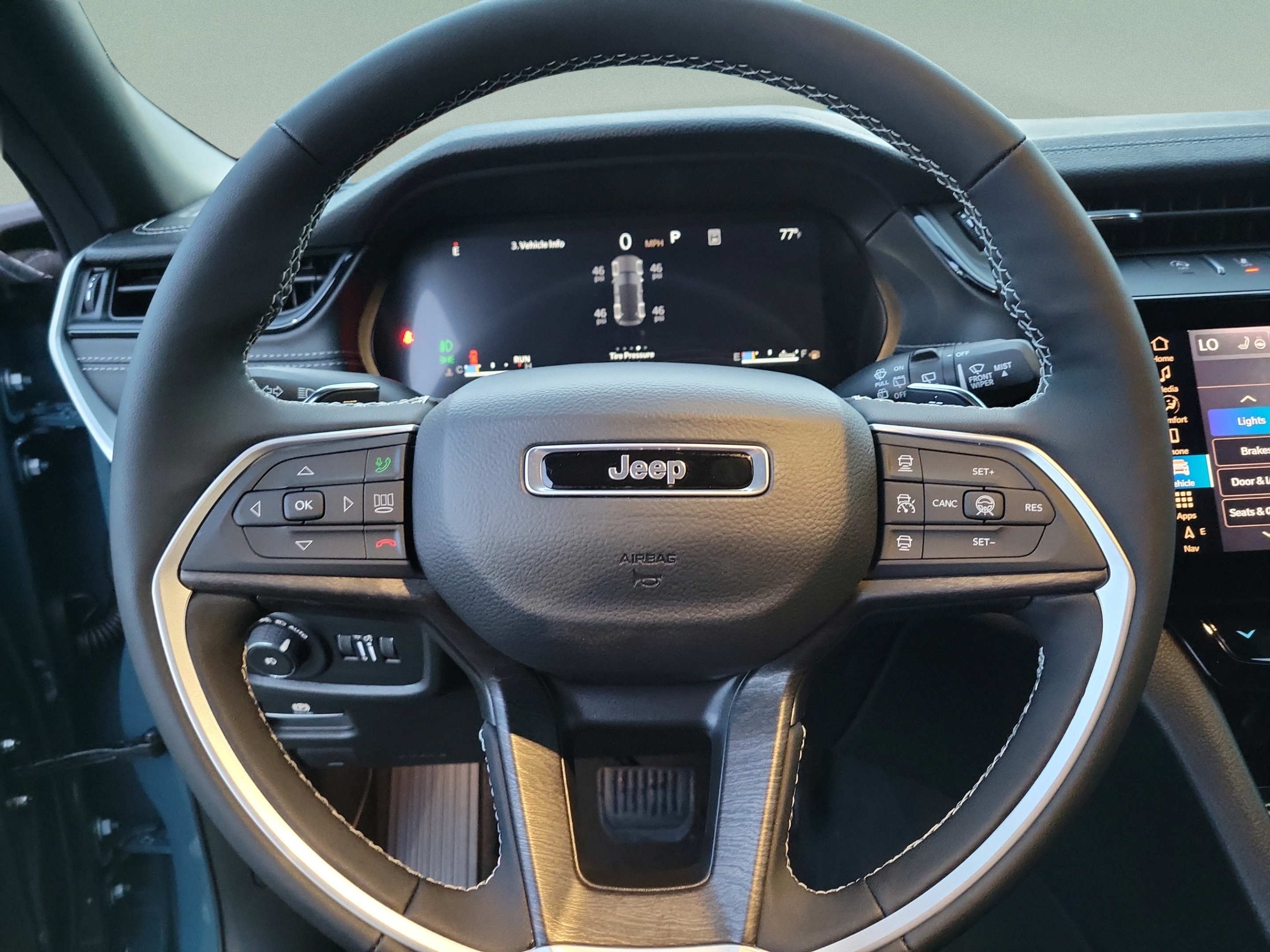 New 2027 Jeep Grand Cherokee Limited w/ Limited Altitude Package RWD image 16