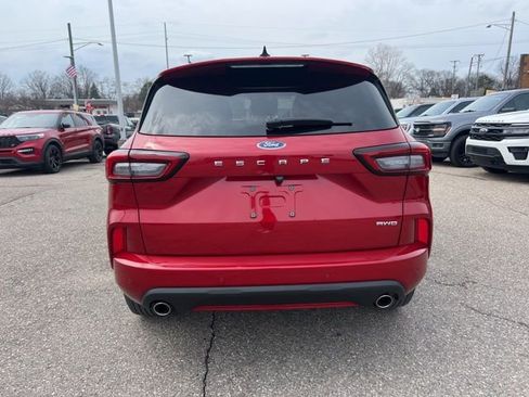 Certified 2023 Ford Escape ST-Line w/ Tech Pack #1 image 5