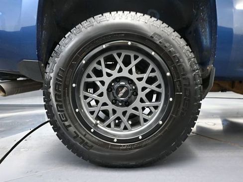 Used 2017 Chevrolet Silverado 1500 W/T w/ Trailering Package image 14