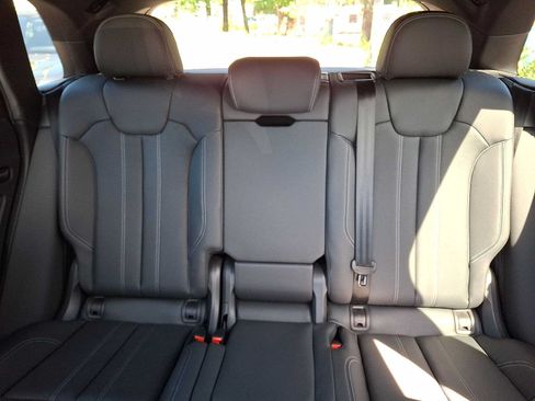 Used 2024 Audi SQ5 Premium Plus w/ Premium Plus Package AWD/4WD image 13