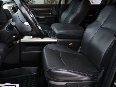 Used 2014 RAM 1500 Laramie w/ Convenience Group image 43