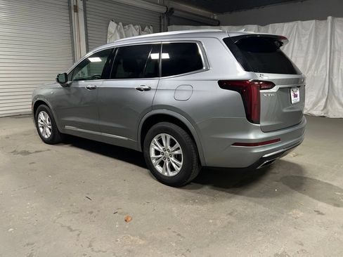 Used 2024 Cadillac XT6 Luxury FWD image 5
