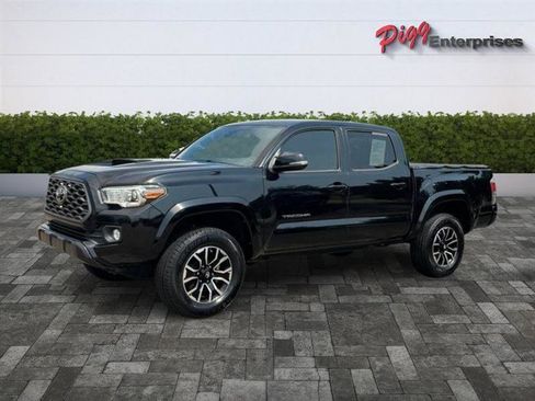Used 2021 Toyota Tacoma TRD Sport AWD/4WD image 5
