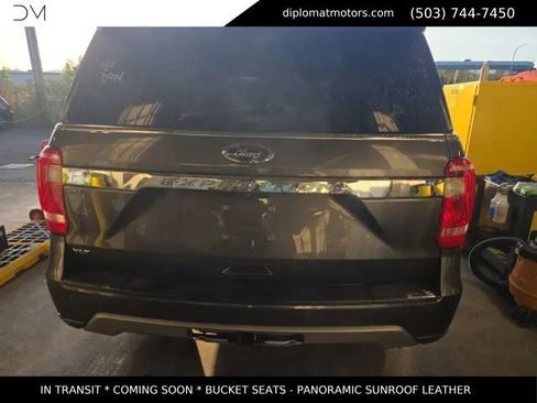 Used 2020 Ford Expedition XLT w/ Equipment Group 202A AWD/4WD image 5