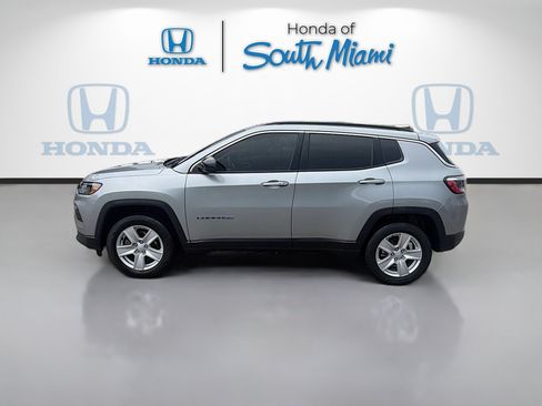 Used 2022 Jeep Compass Latitude w/ Convenience Group AWD/4WD image 4