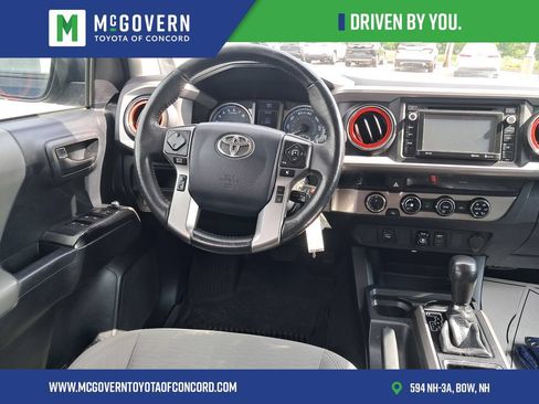Used 2018 Toyota Tacoma SR5 AWD/4WD image 20