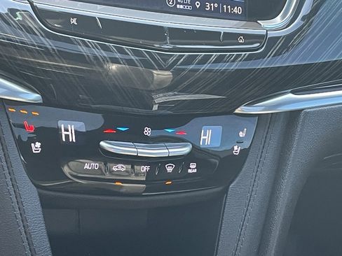 Certified 2024 Cadillac XT6 Premium Luxury w/ LPO, Floor Liner Package image 45