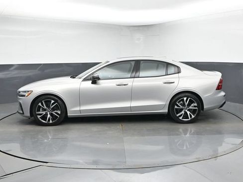 Used 2024 Volvo S60 B5 Core w/ Climate Package FWD image 6
