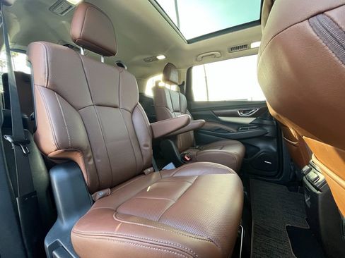 Used 2019 Subaru Ascent Touring w/ Popular Package #2A AWD/4WD image 15