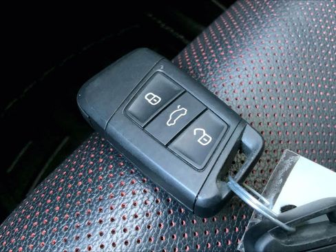 Used 2023 Volkswagen Jetta GLI Autobahn FWD image 15