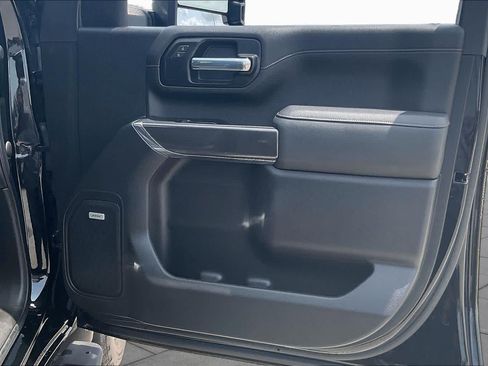 Used 2022 GMC Sierra 2500 AT4 w/ AT4 Premium Plus Package AWD/4WD image 23