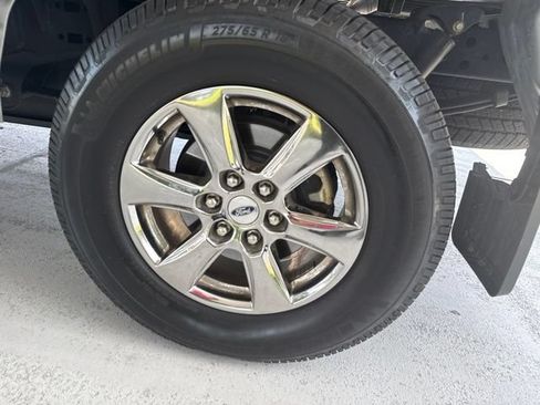 Used 2020 Ford F150 XLT w/ Equipment Group 302A Luxury AWD/4WD image 19