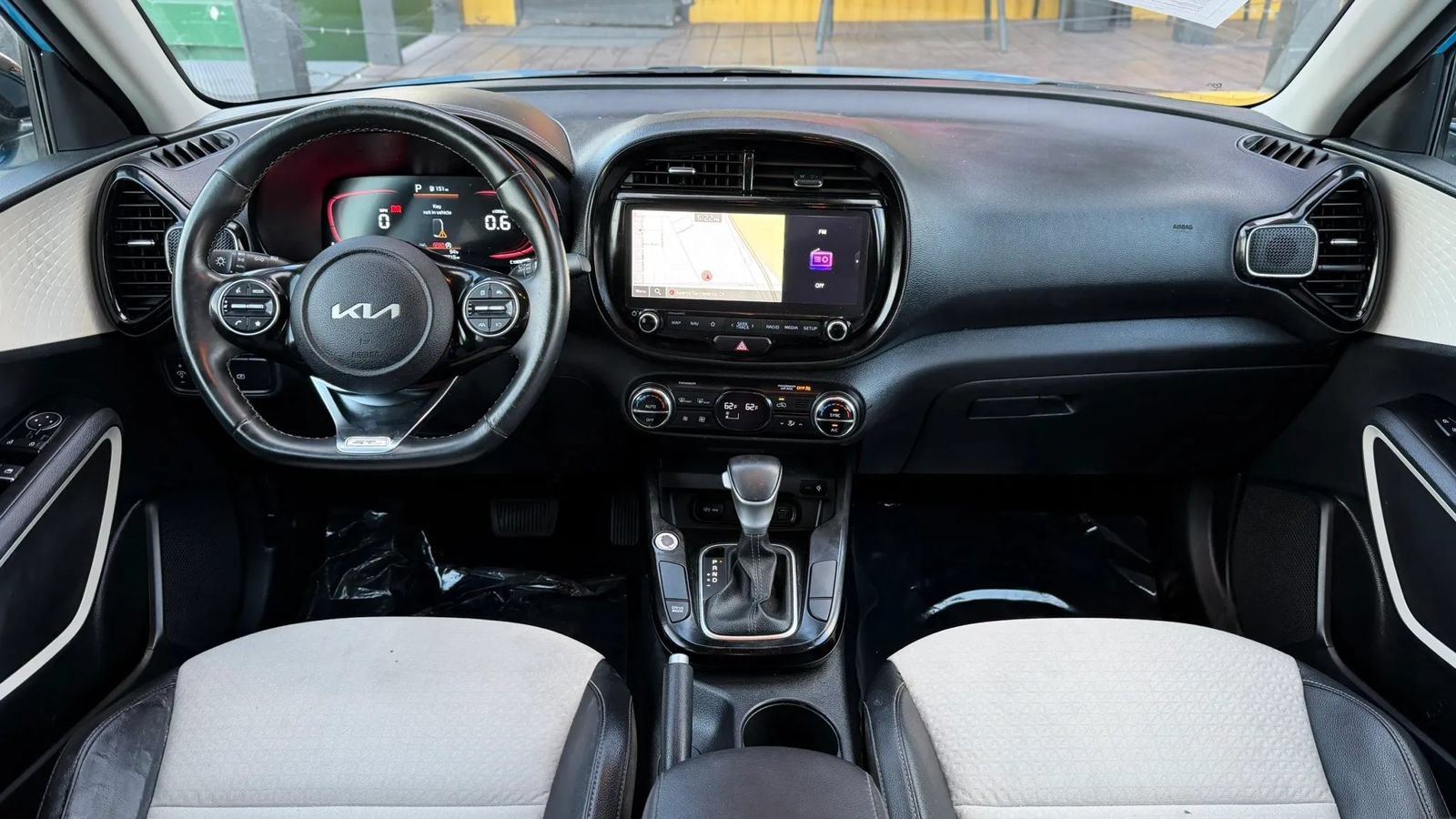 Used 2024 Kia Soul GT-Line FWD image 18