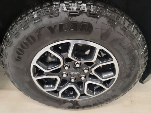 Used 2023 Ford F150 XLT w/ Equipment Group 302A High image 5