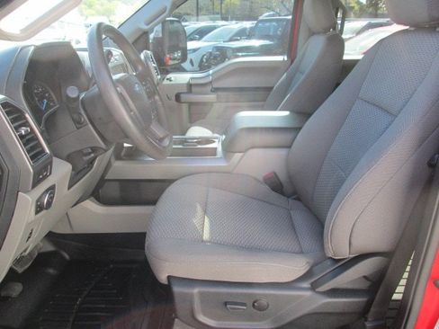 Used 2021 Ford F350 XLT w/ XLT Premium Package image 14