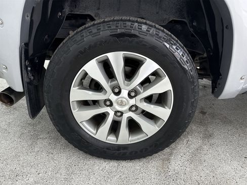 Used 2017 Toyota Tundra Limited image 44
