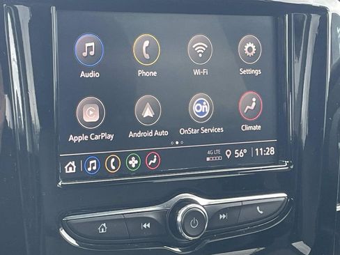 Used 2021 Chevrolet Traverse LS image 19