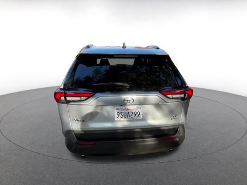 Used 2025 Toyota RAV4 LE image 12