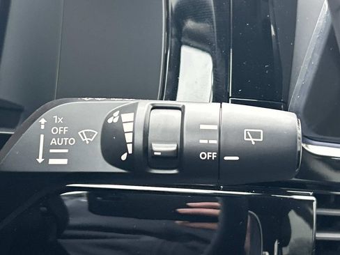New 2026 Nissan Pathfinder Platinum AWD/4WD image 32