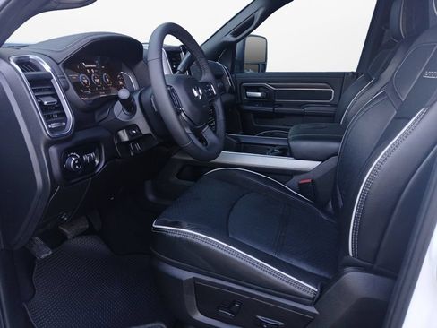Used 2022 RAM 2500 Laramie AWD/4WD image 18